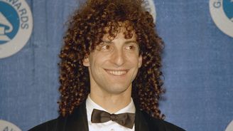 Kenny G: Vysmívaný muzikant, co strhal žebříčky prodejnosti a vydělal miliony Kenny G: Vysmívaný muzikant, co strhal žebříčky prodejnosti a vydělal miliony