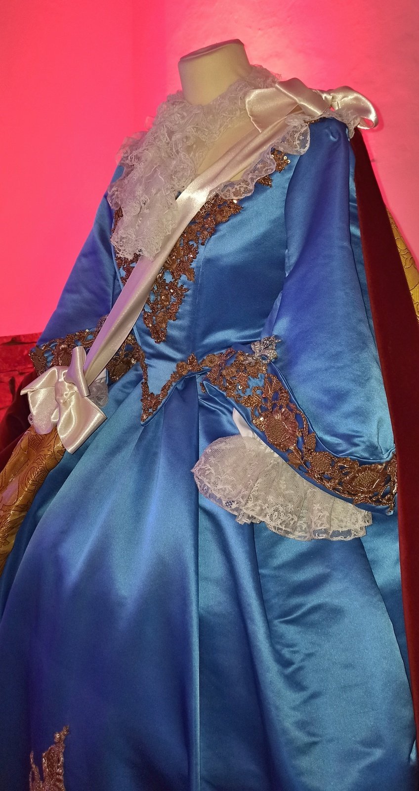 Slavnostní šaty Marie Terezie