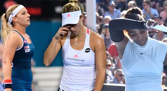 Bída hvězd. Hoří slovenská hrdinka Cibulková i duo Kerberová, Serena