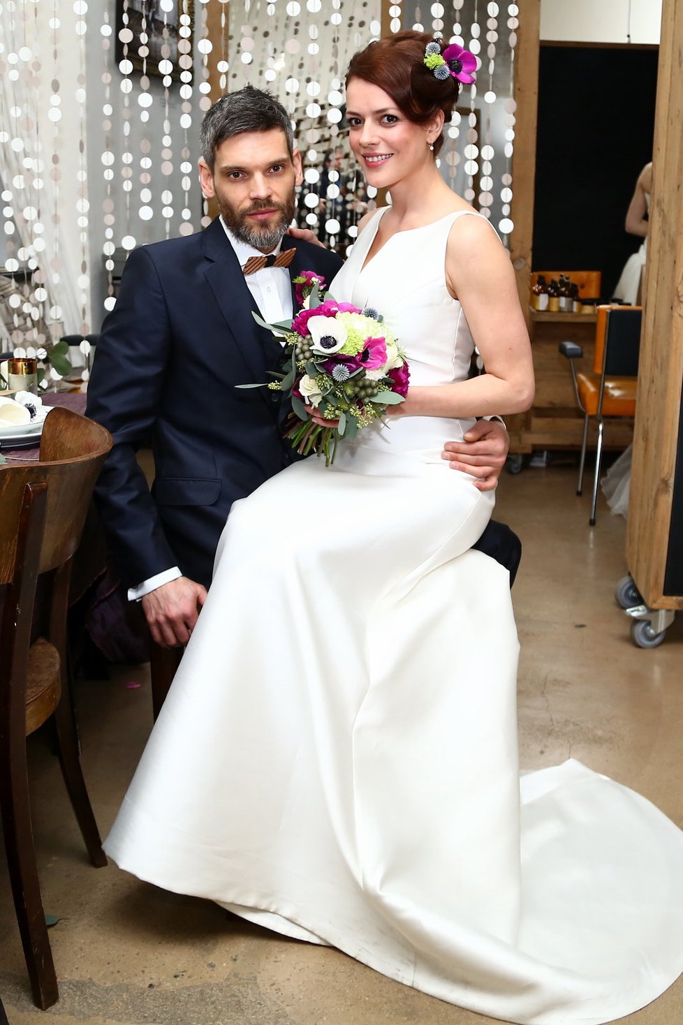 S Mikolášem už i nafotili svatební snímky, tehdy ale Andrea prozradila, že by chtěla mít výstřednější šaty.