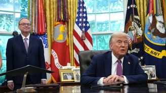 Trumpův ekonom číslo jedna. Kdo je Kevin Hassett, favorit na nového šéfa Fedu Trumpův ekonom číslo jedna. Kdo je Kevin Hassett, favorit na nového šéfa Fedu