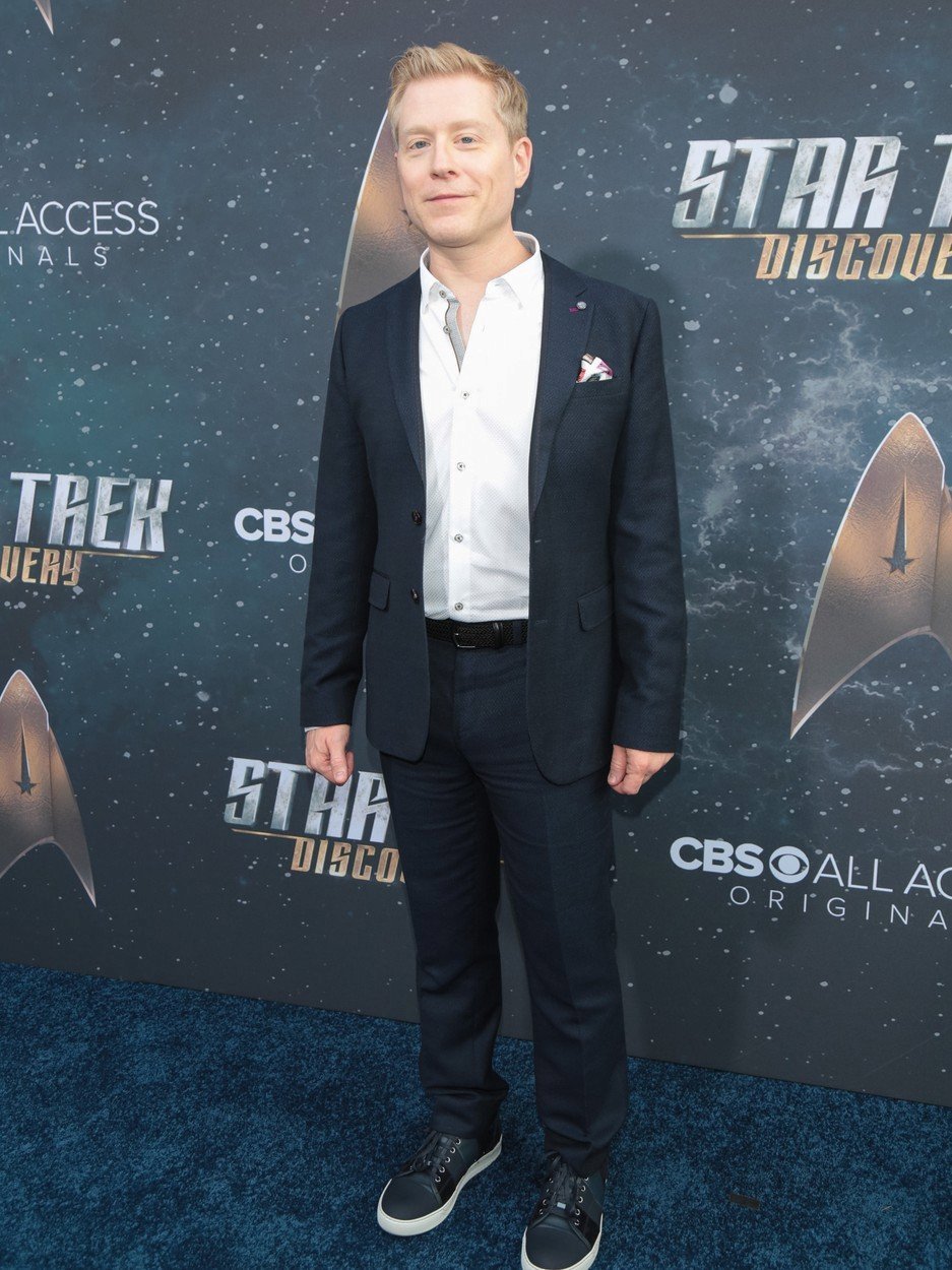 Anthony Rapp, hvězda nového seriálu Star Trek, obvinil Kevina Spaceyho ze sexuálního obtěžování, které se mělo stát před třiceti lety