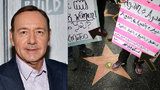 Sexuální skandál Kevina Spaceyho: Pedofilii maskoval homosexualitou?