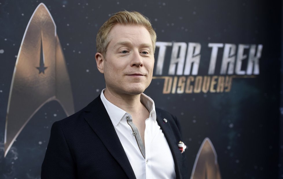 Anthony Rapp obvinil Kevina Spaceyho, že s ním chtěl mít sex, když bylo Rappovi pouhých 14.