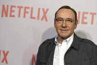 Exhvězda Domu z karet Kevin Spacey: Obviněn ze sexuálního napadení tří mužů!