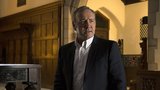 Kevin Spacey obviněný ze sexuálního obtěžování dostal padáka: V Domu z karet si už neškrtne