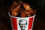 Řetězci s rychlým občerstvením KFC dochází kvůli koronaviru kuřata. (Ilustrační foto)