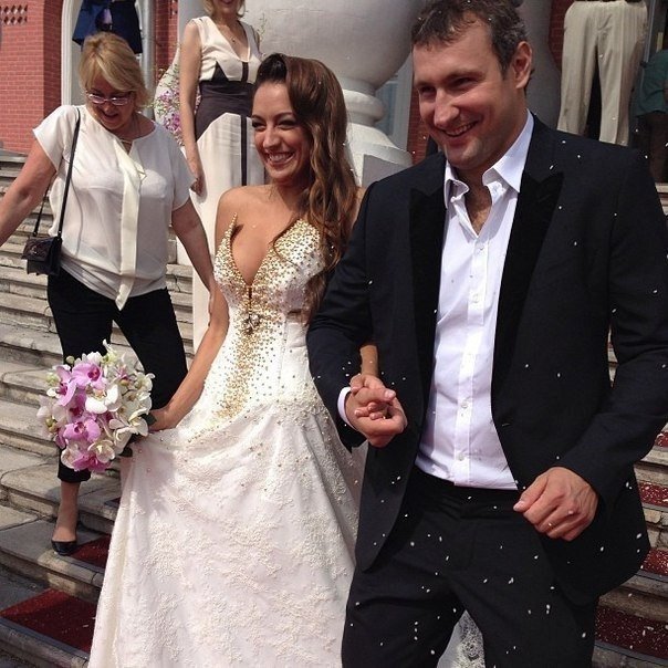 Musatov má za manželku dvojnásobnou olympijskou vítězku Jevgeniji Kanajevovou