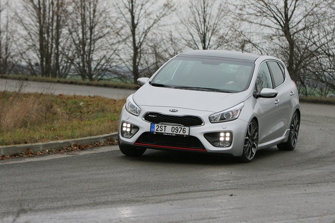 Kia cee´d GT 1.6 T-GDI Plus 5dv.