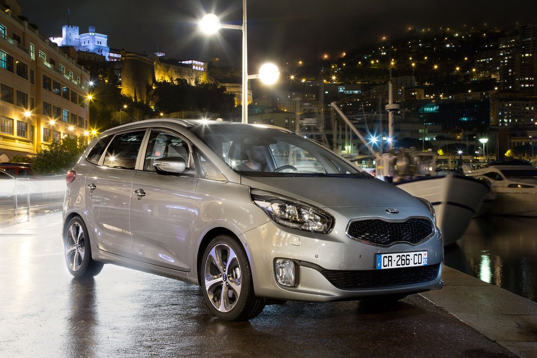 Kia Carens