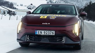 Kia EV4 prošla mrazivým testem. V teplotách pod -30 stupňů Celsia ujela 390 km! Kia EV4 prošla mrazivým testem. V teplotách pod -30 stupňů Celsia ujela 390 km!