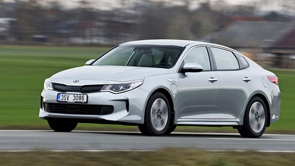 TEST Kia Optima Plug-in Hybrid – Napravení reputace?