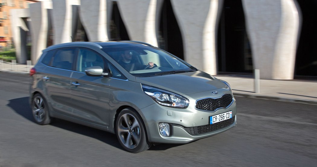 Kia Carens