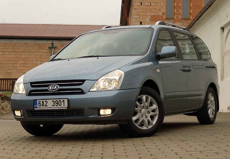 Kia Carnival