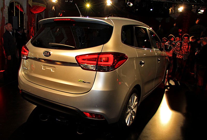 Kia Carens