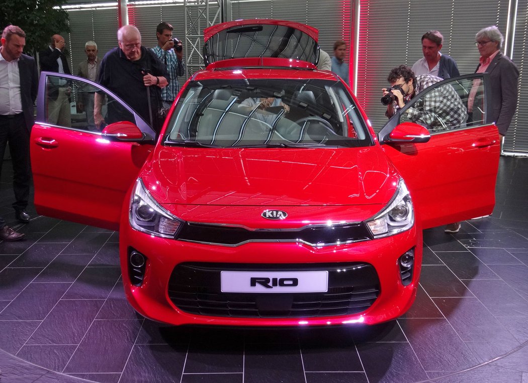 kia novemodely pariz2016