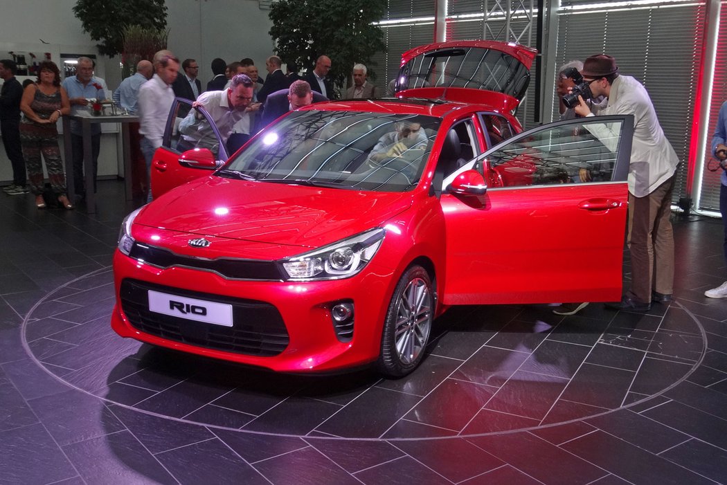 kia novemodely pariz2016