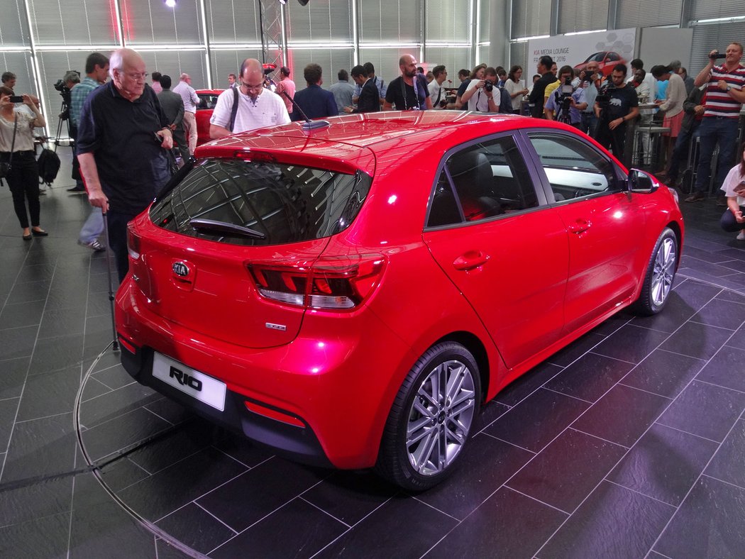 kia novemodely pariz2016