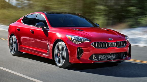 Kia Stinger: Čekání na GT končí, novinka má zadní pohon a 365 koní!