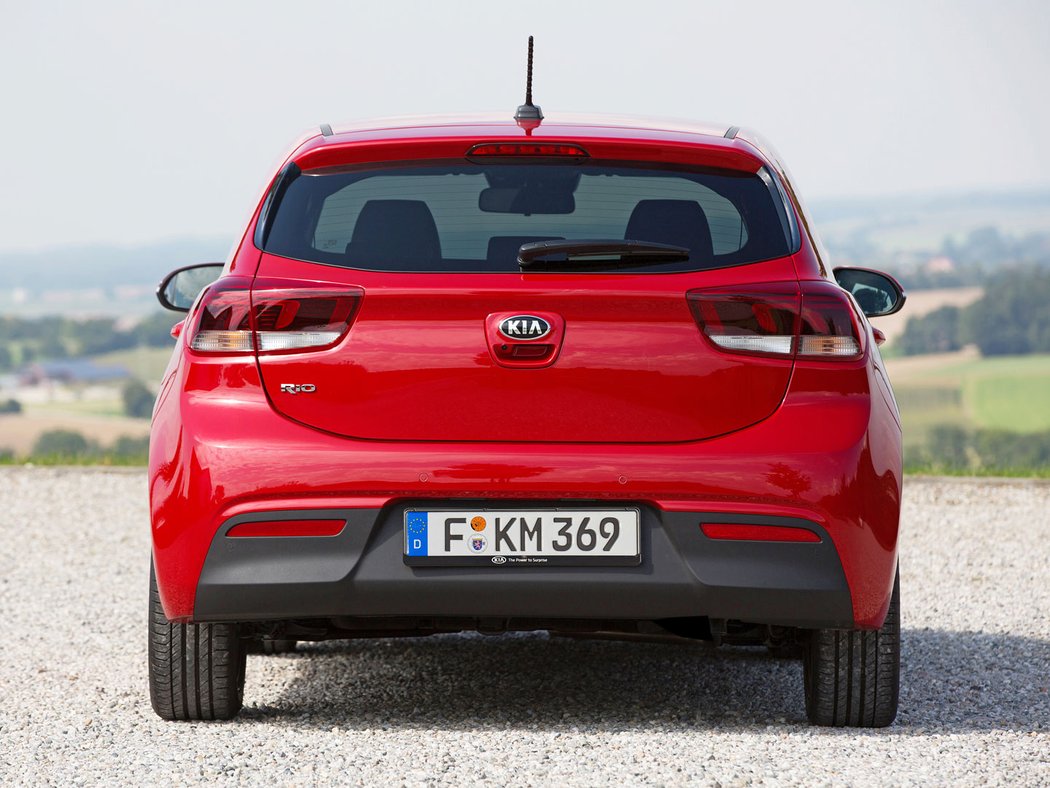 kia pariz2016 malevozy