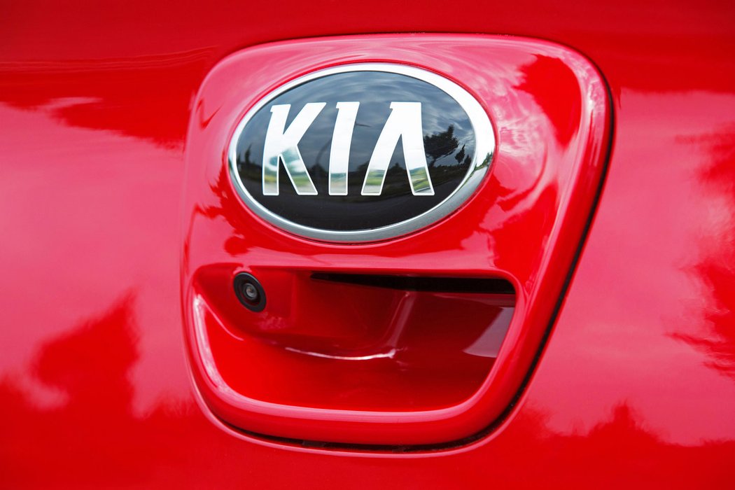 kia pariz2016 malevozy