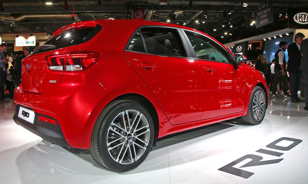 kia pariz2016