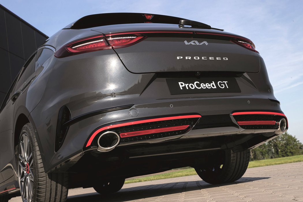 Kia ProCeed GT