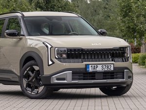TEST Kia Seltos 1.6 T-GDI – 180 koní a manuál. To už se často nevidí