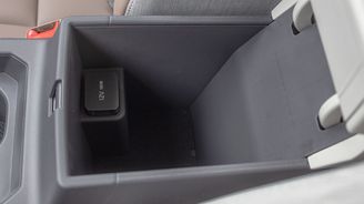Kia Seltos 1.6 T-GDI Kia Seltos 1.6 T-GDI
