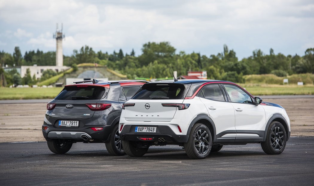 Kia Stonic 1.0 T-GDI MHEV vs. Opel Mokka 1.2 Turbo