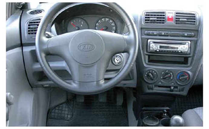 kia testy minivozy