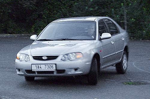 Kia Shuma II