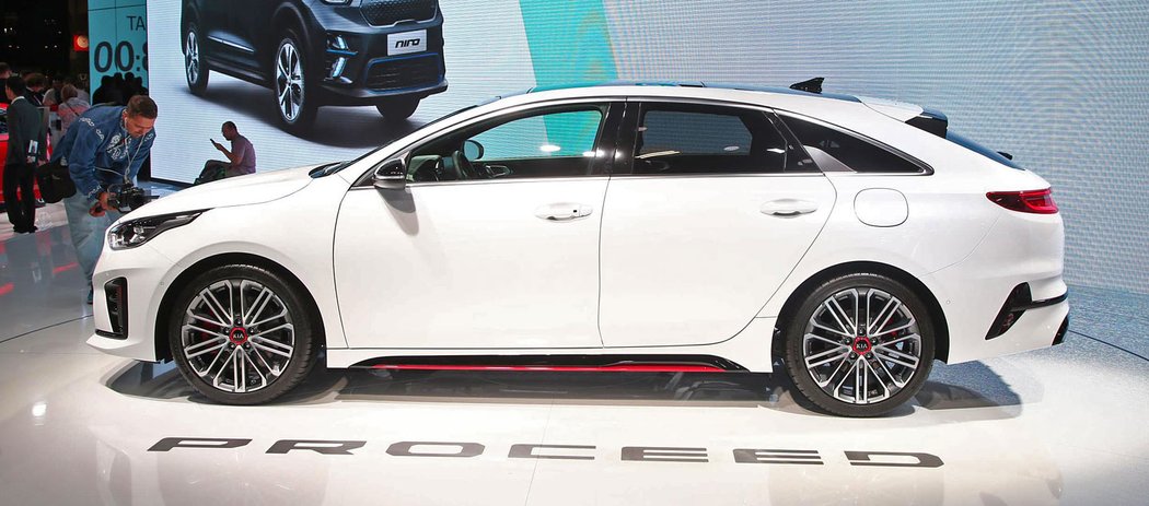 Kia Proceed