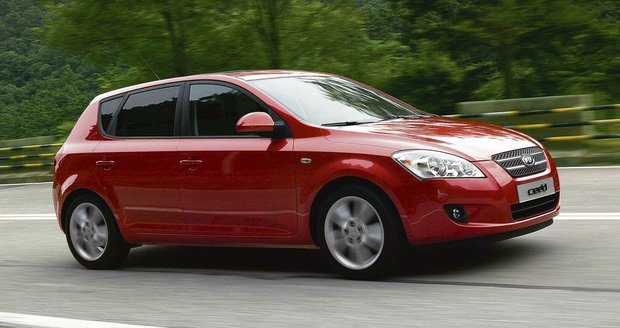 Automobilka Kia trumfuje na trhu autem za 289 980 Kč