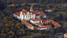 První české pivo, upálení mniši a barokní skvost Prahy: Břevnovský klášter stojí už 1030 let!