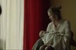 Kim Basinger si zahrála ženu, která nemůže otěhotnět. Vydá se proto do českého pohraničí, aby dítě koupila od prostitutky.