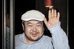 Nevlastní bratr vůdce KLDR Kim Čong-nam byl v pondělí zavražděn.