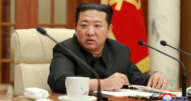 Bojí se Kim Čong-un? Diktátor posiluje bezpečnost, policie musí začít používat šifry