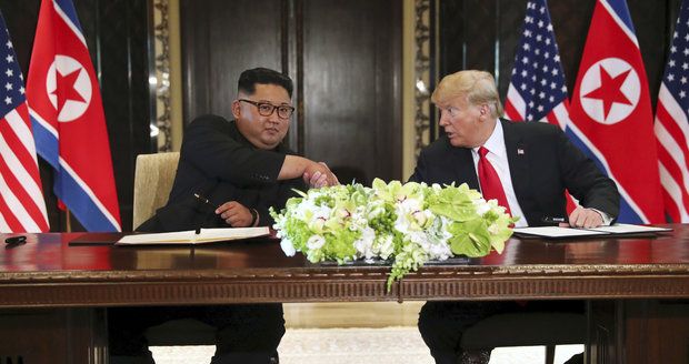 ONLINE: Trump o dohodě s Kimem: „Válka dosud neskončila, ale skončí“