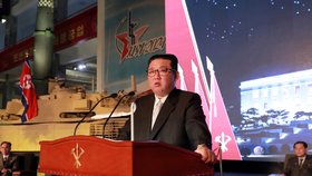 Kim Čong-un na obranné konferenci.