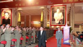 Kim Čong-un na obranné konferenci.