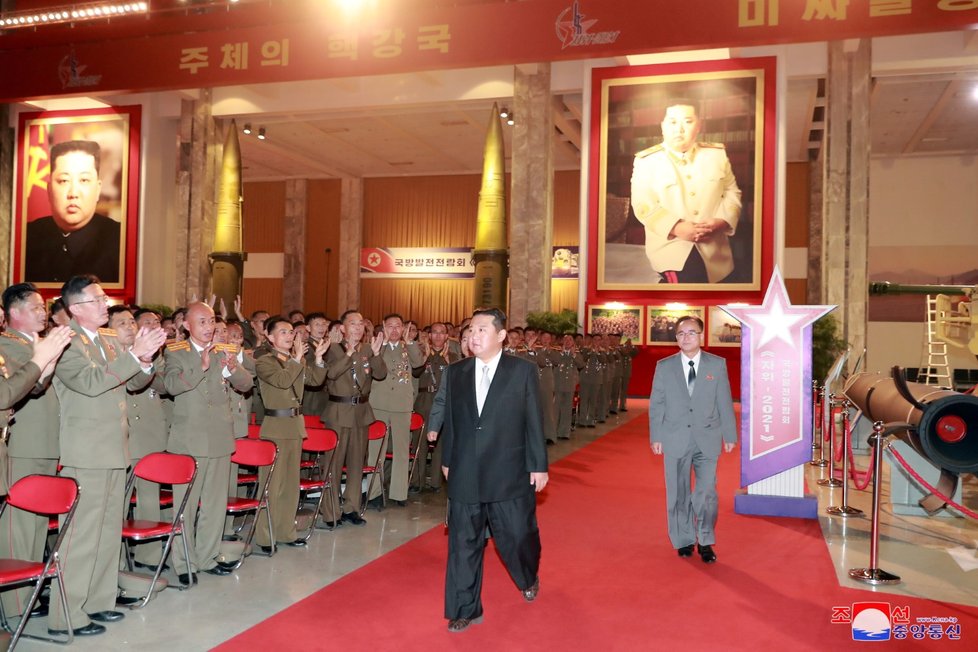 Kim Čong-un na obranné konferenci.