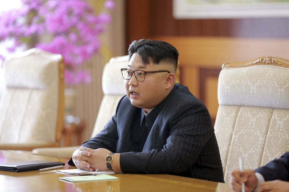 Kim Čong-un nadále provokuje a odpaluje další rakety.