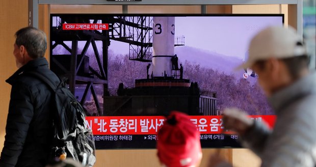 „Velice významný“ test KLDR na raketové základně: Kim tají, co vyzkoušel