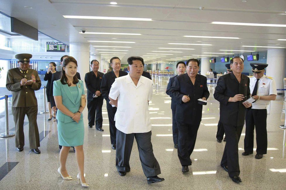 Když Kim není s novou budovou letiště spokojený, okolí to pozná