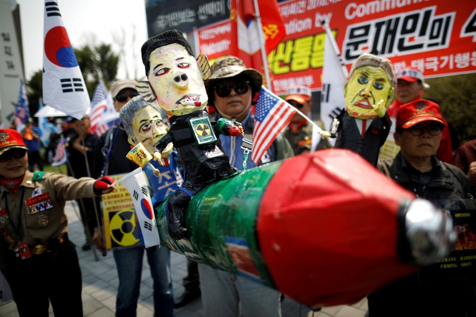 Protesty proti summitu korejských lídrů
