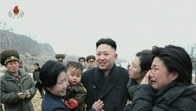 Lidé v Severní Koreji svého vůdce milují, nebu musí milovat