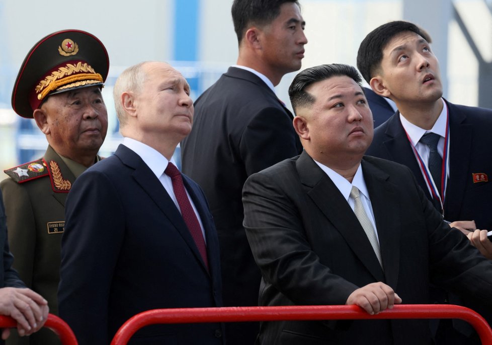 Severokorejský diktátor Kim Čong-un se na ruském kosmodromu Vostočnyj setkal s ruským prezidentem Vladimirem Putinem (13.9.2023)