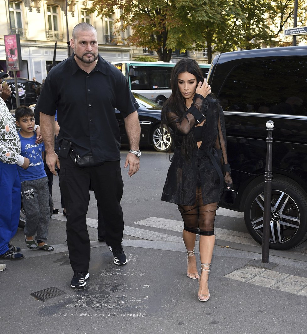Kim Kardashian z bodyguardem