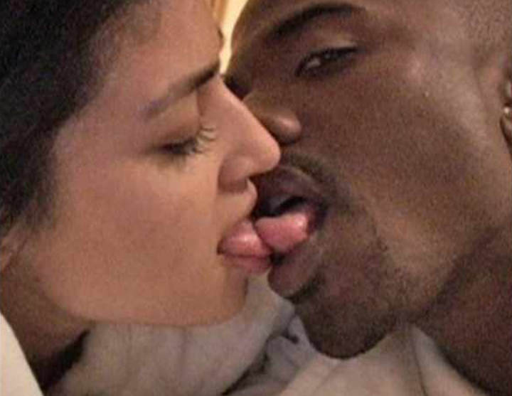 Pornofilm Kim Kardashian a Raye J s názem Kim K SuperStar